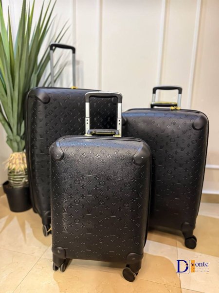 طقم حقائب سفر ماركة لويس فيتون