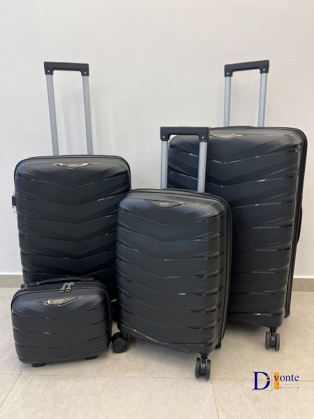 حقائب سفر ماركة VIVIT