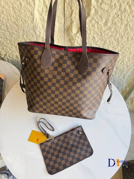 حقيبو لويس فيتون العصرية