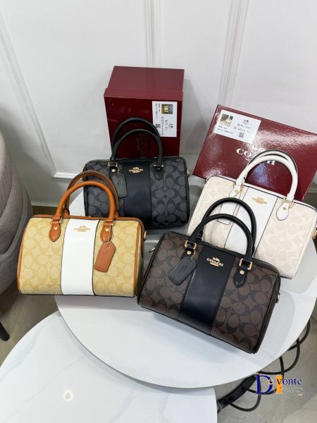 NEW COLLECTION ⭐️   كوتش   🔥  ماستر كوالتي  شامل بوكس قاعدة 25 سم   